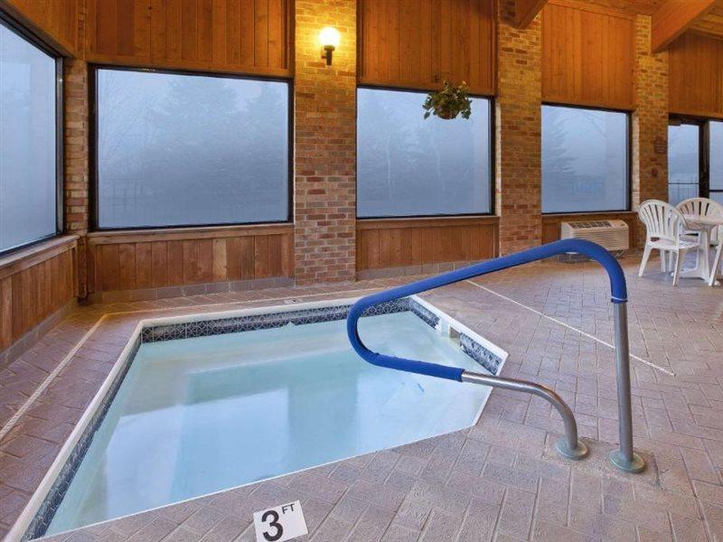 Quality Inn Marshall Near I-69 Dış mekan fotoğraf