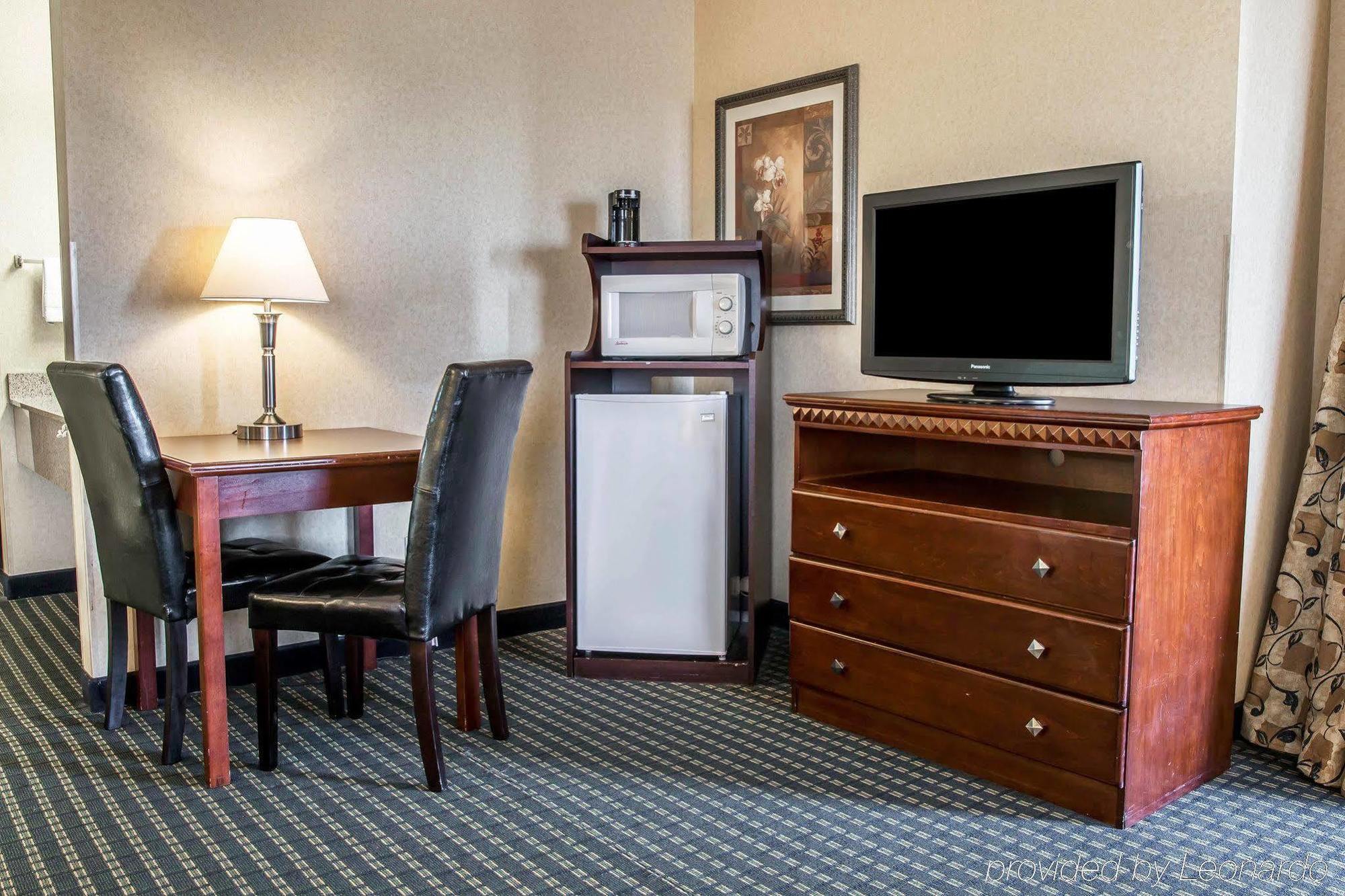 Quality Inn Marshall Near I-69 Dış mekan fotoğraf